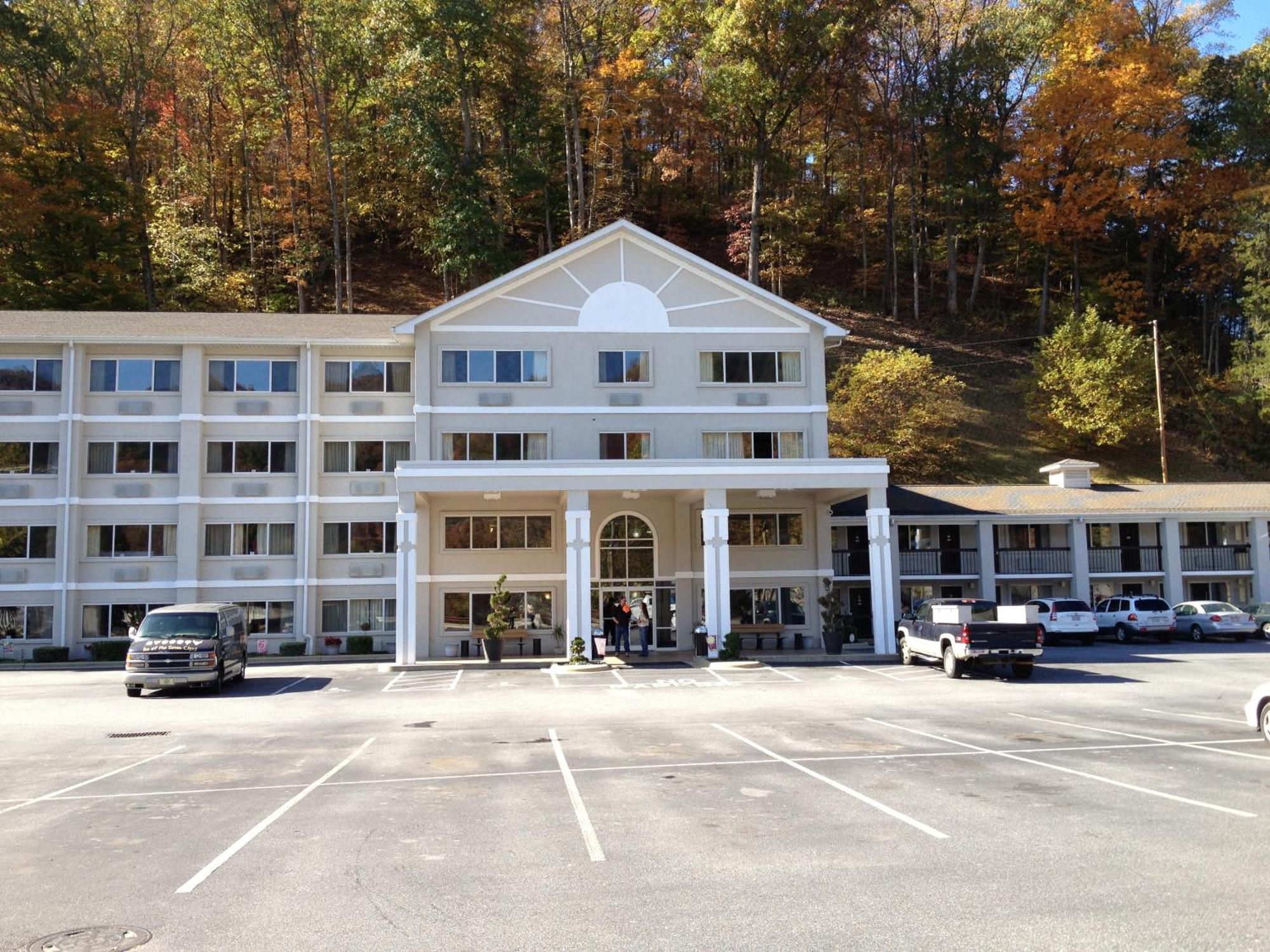 Cherokee Grand Hotel Exteriér fotografie